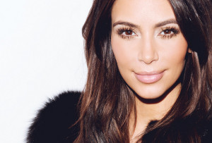 Kim Kardashian Lash extensions